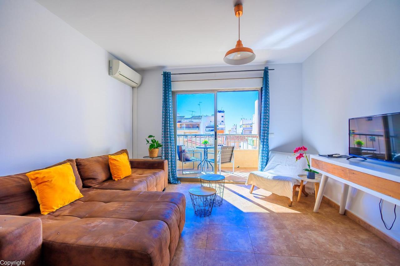 Apartamentos Madrid Torrevieja Bagian luar foto