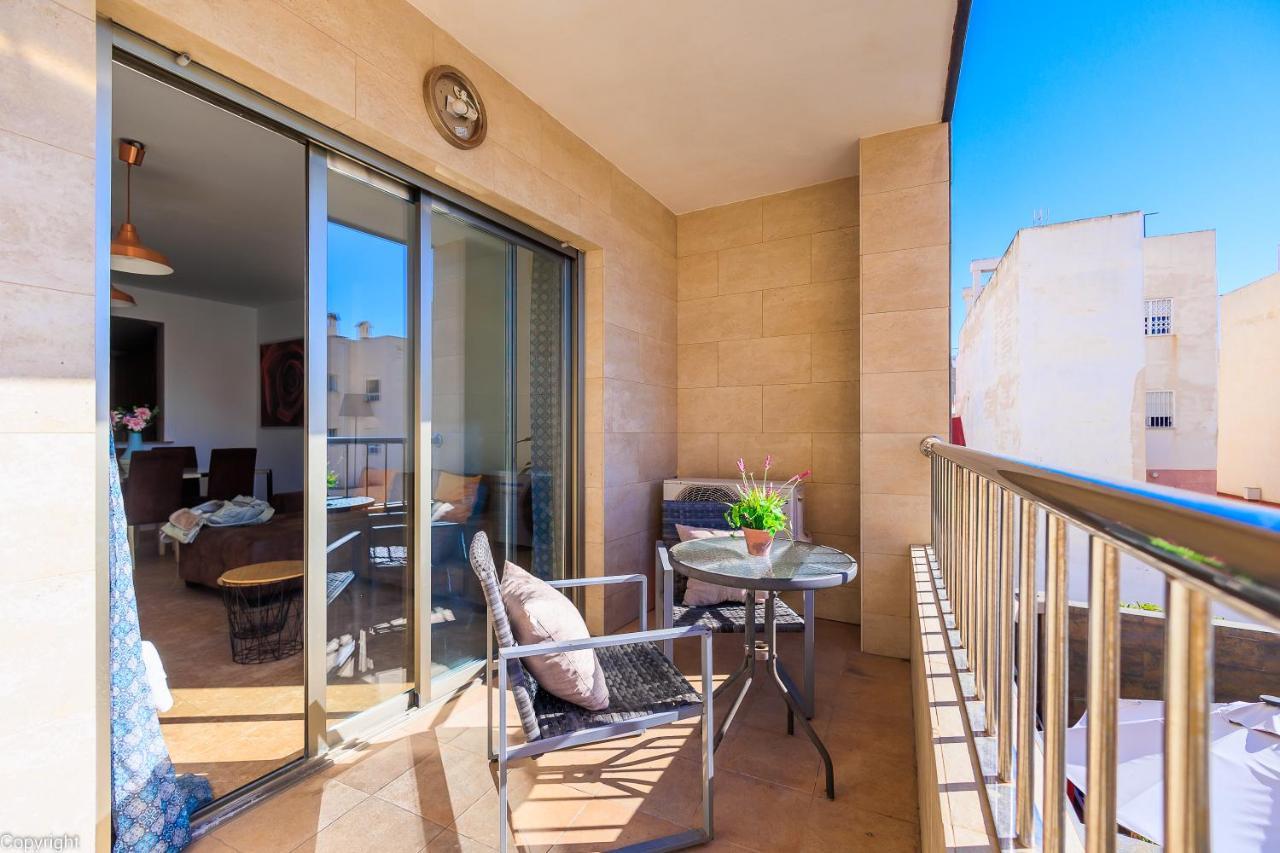 Apartamentos Madrid Torrevieja Bagian luar foto