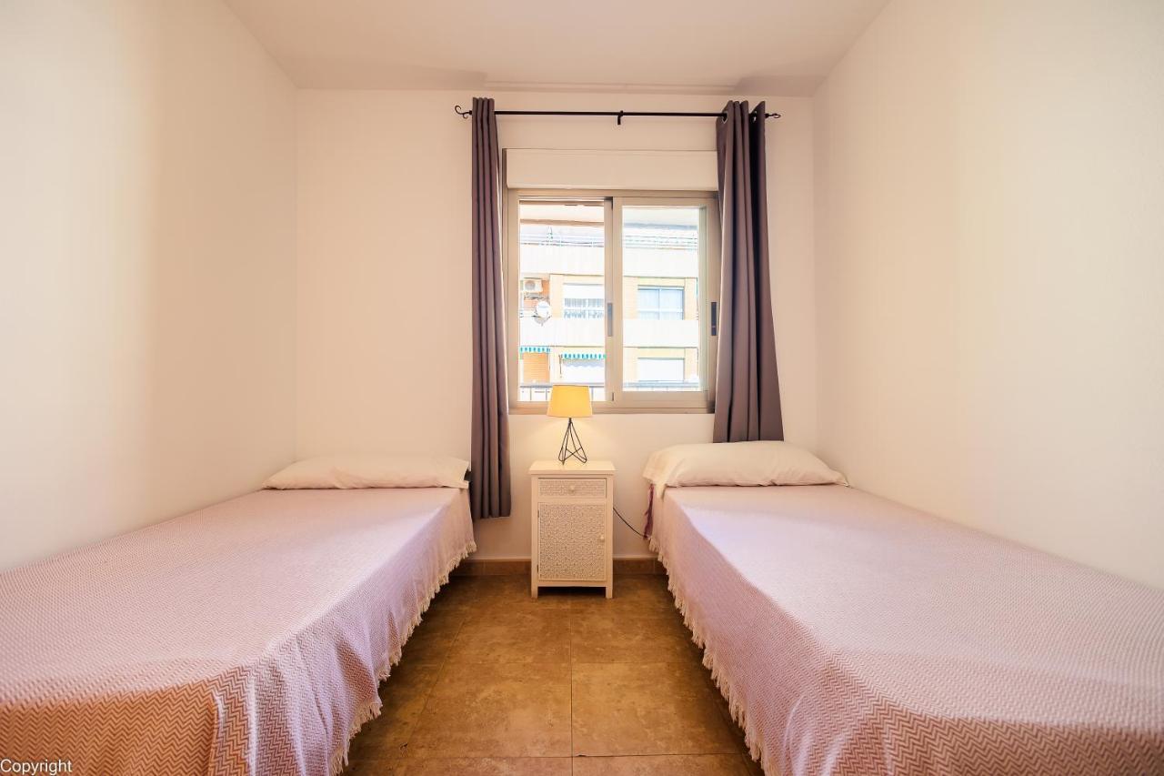 Apartamentos Madrid Torrevieja Bagian luar foto