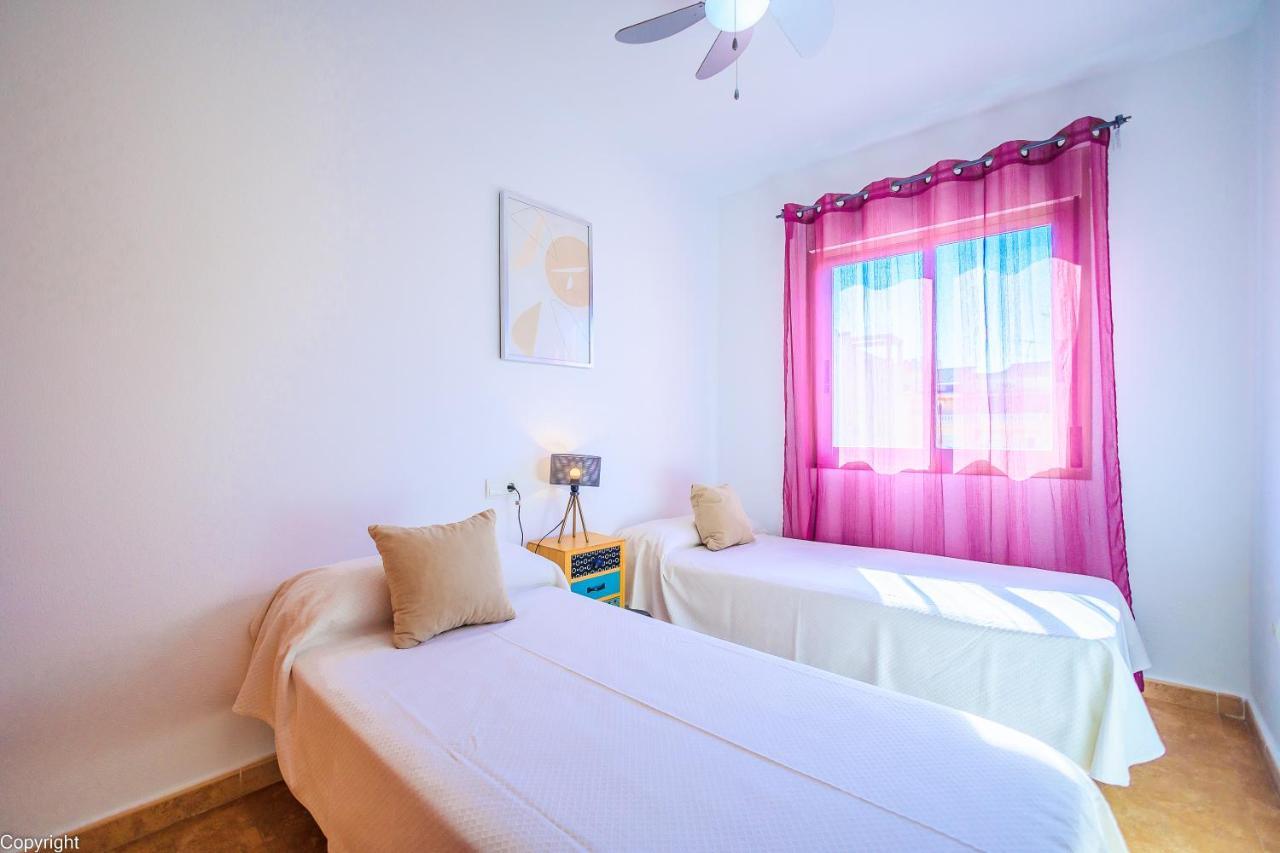 Apartamentos Madrid Torrevieja Bagian luar foto