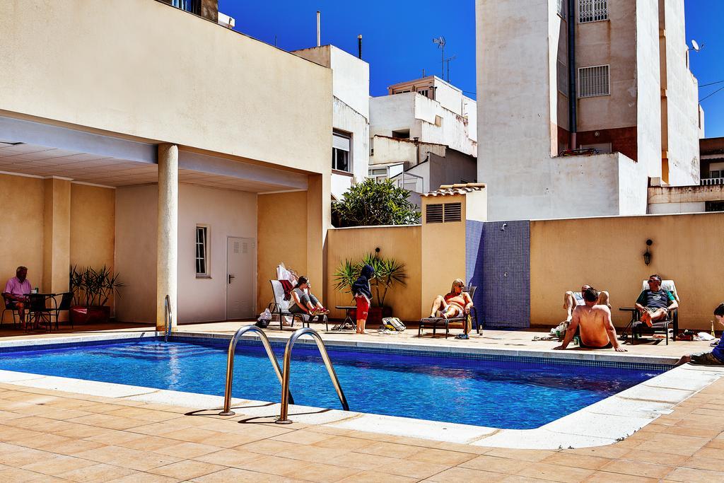 Apartamentos Madrid Torrevieja Bagian luar foto